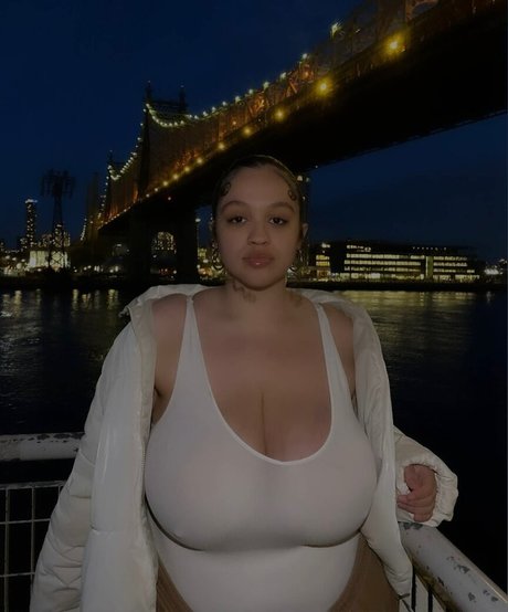 sincerelyitsjulie onlyfans leaked sex