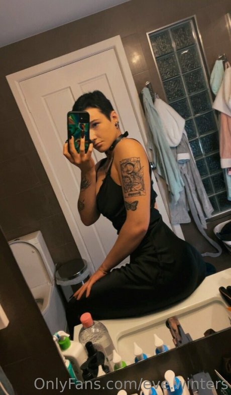 Eve winters Profile image