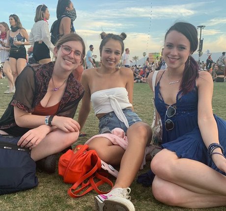 jenhearts247 nudes only fans