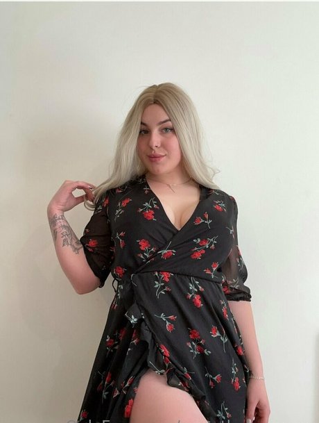 sweetbabyqueen naked onlyfans leaked