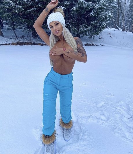 Nikola Rihova onlyfans porn free