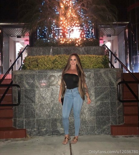 Laurenjlopez onlyfans leaked