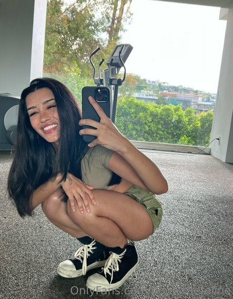 bootsthefeline onlyfans naked