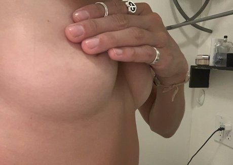 Antoinette Cuccia onlyfans joi