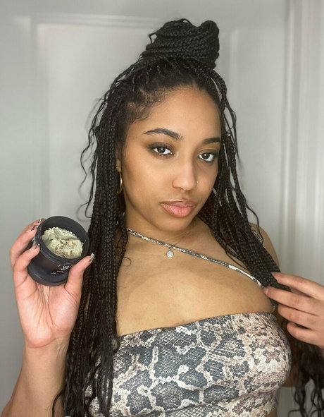 theremedybyreyna nude leaks onlyfans