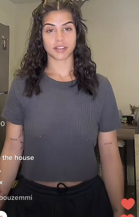 Ashley__goyette onlyfans model images