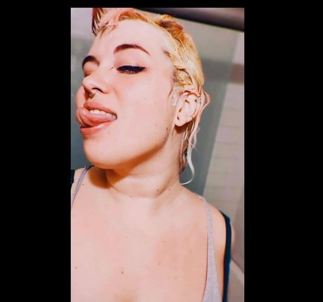 doethebrat boobs onlyfans