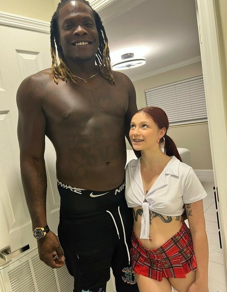 chubby blonde onlyfans beautiful plate