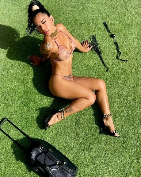 Jamily Dias leaked only fans