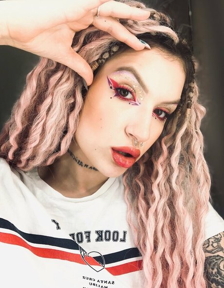 dear anasteisha8 naked onlyfans