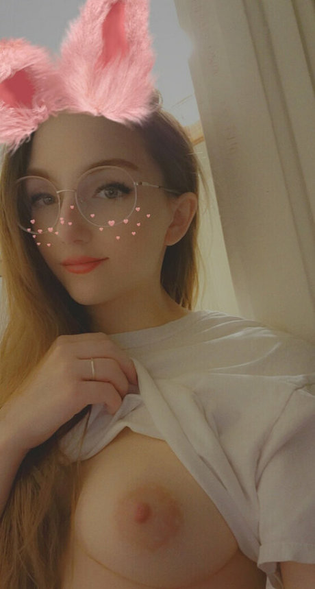 aevimari is on onlyfans