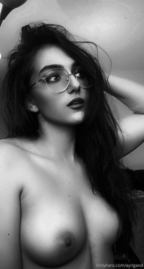 aevimari naked leaked onlyfans