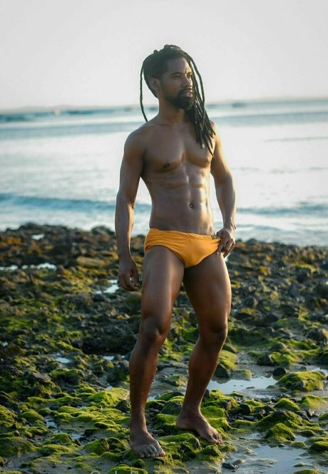 garihalefree onlyfans nude