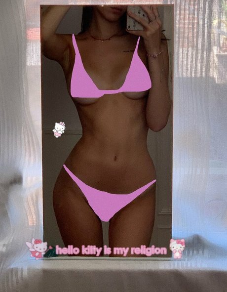 ariadnarz leaks only fans