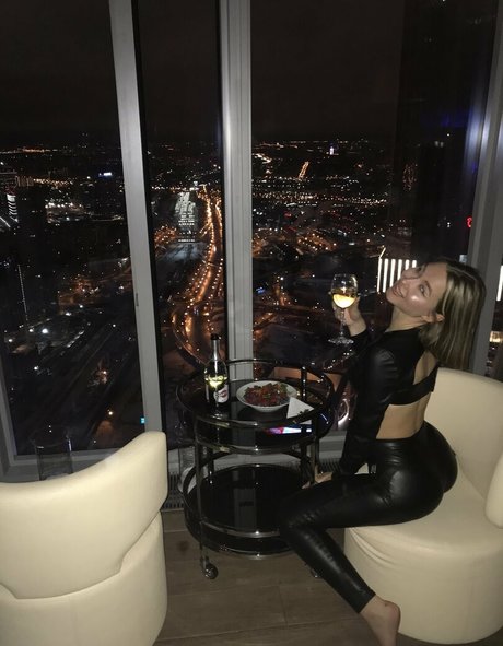 hard onlyfans adult gallery