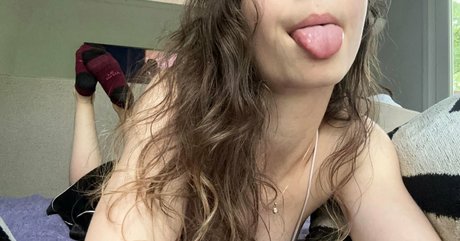 kattinthehatfree onlyfans nudes leak