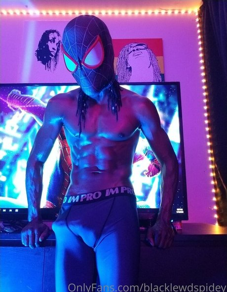 blacklewdspidey onlyfans sex