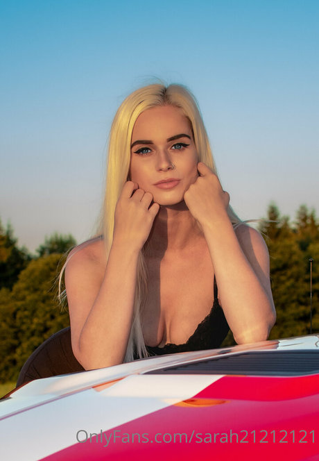 sarah21212121 nude onlyfans leaks