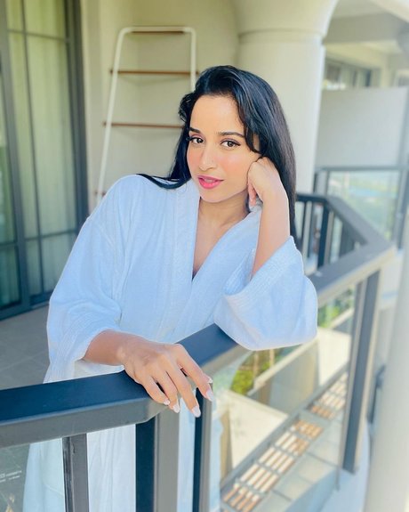 Pooja Bhalekar naked on onlyfans