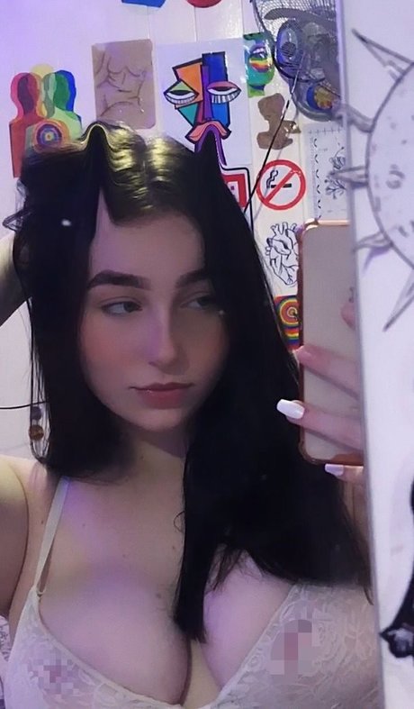 Rayana Silveira onlyfans naked