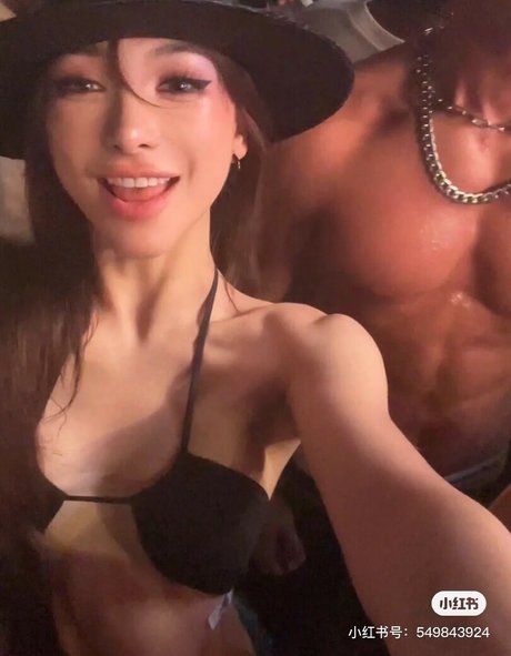 Xialan__ onlyfans naked leaked