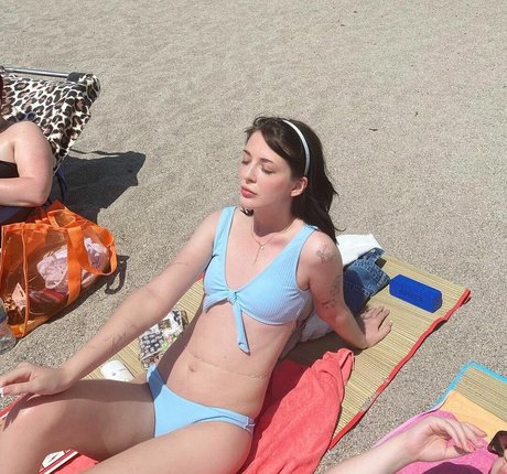 Connie Glynn pics onlyfans