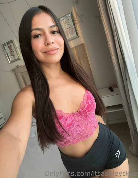 itsashleyskye onlyfans porn