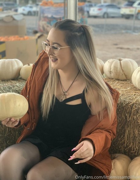 crybbyrain onlyfans strip