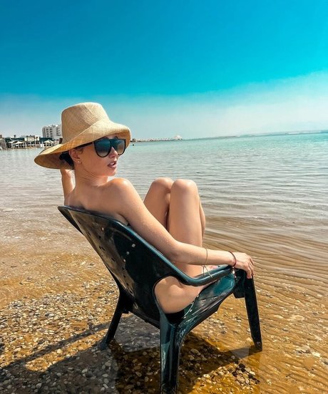 marina mazepa onlyfans content