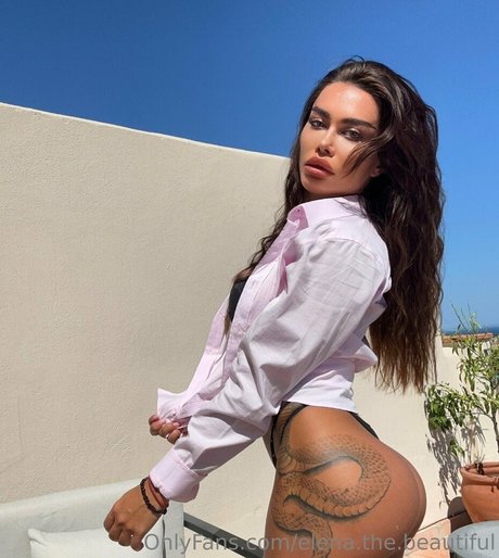 elena the beautiful onlyfans model photo