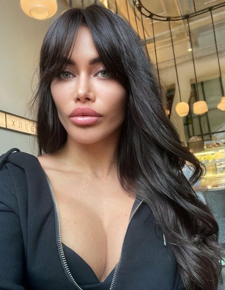 elena the beautiful naked onlyfans leaks