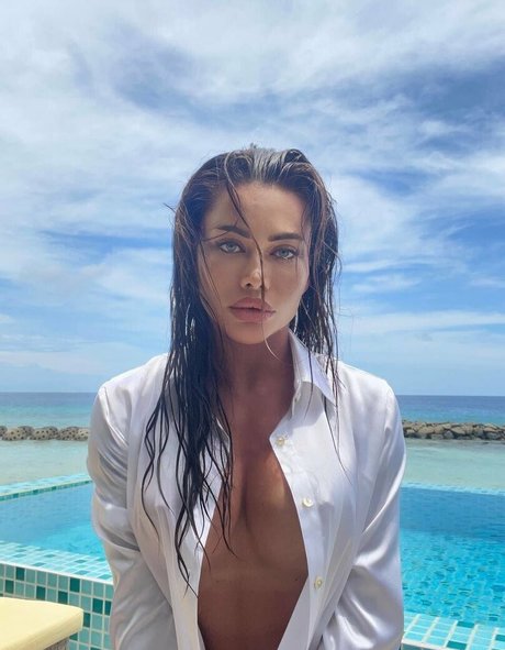 elena the beautiful nude onlyfans