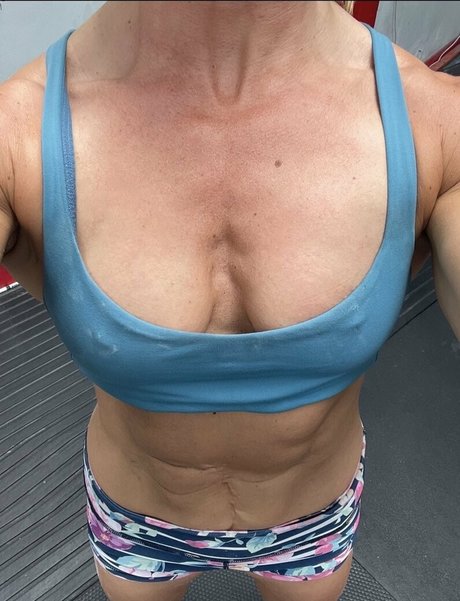 musclegirl31 Profile image