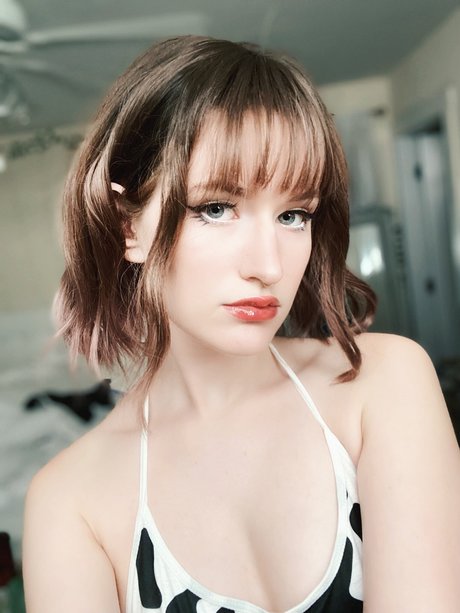 HazelFig onlyfans model photo