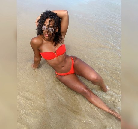 bodied by liz only fans nude leaks