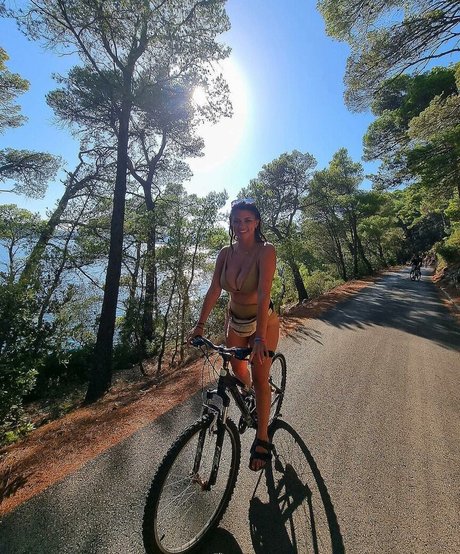 midget nude onlyfans free slide