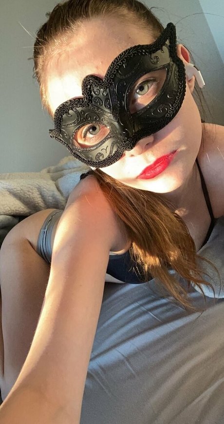 Lily Brooke onlyfans leaks