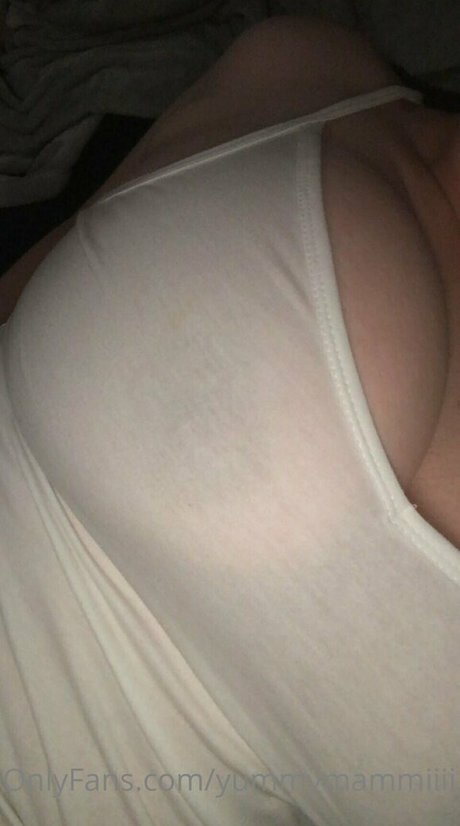 yummymammiii onlyfans leaked