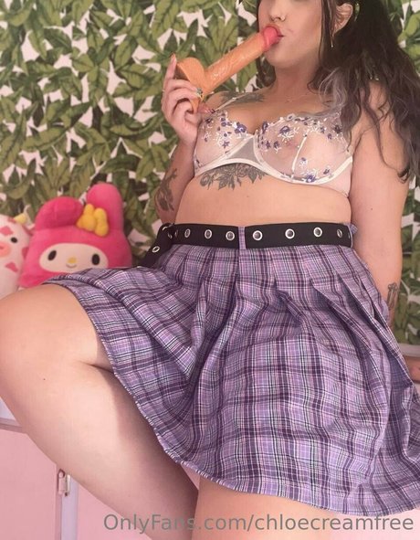 chloecreamfree onlyfans leak nude