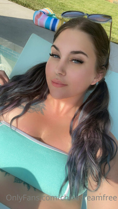 chloecreamfree onlyfans for free