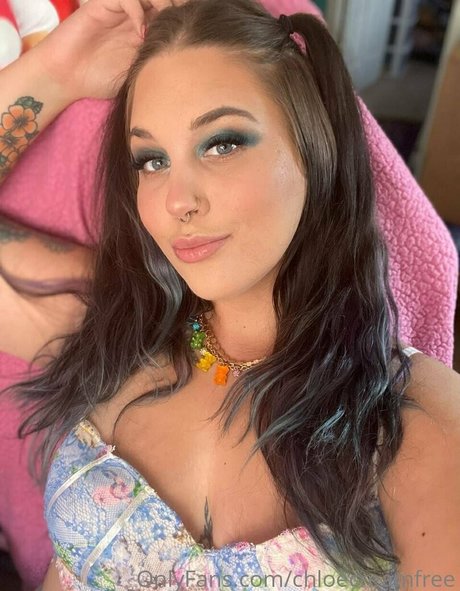 chloecreamfree nude onlyfans pics
