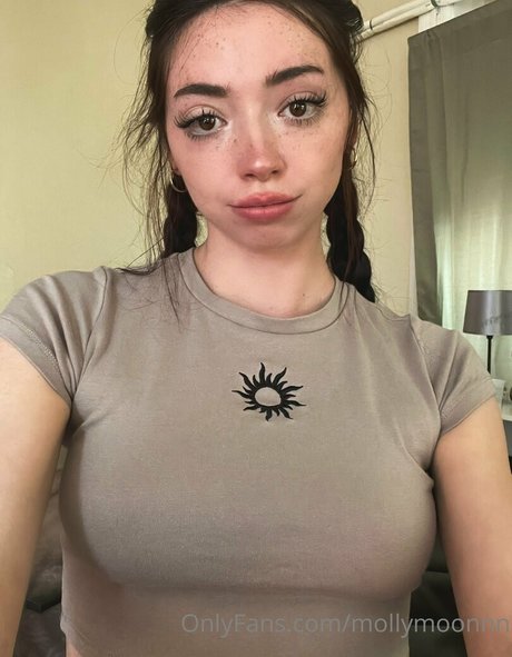 Mollymoonnn nude onlyfans porn