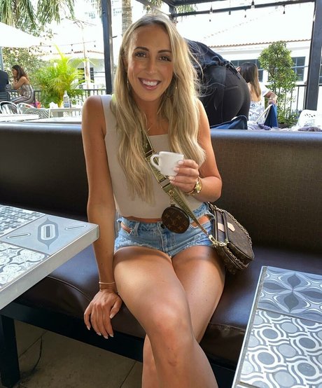 Carley Sanfilippo onlyfans gratis