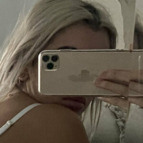 baileyscarlett onlyfans leaks