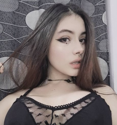 paraliamena only fans nudes