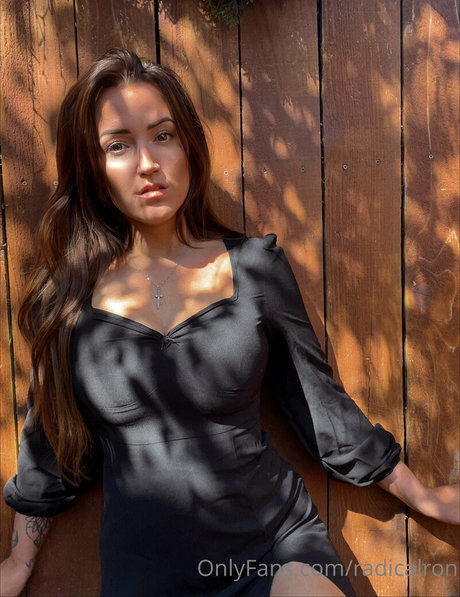 RadicalRon onlyfans boobs