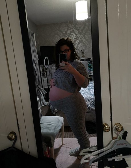 pregnantmamamsalicefury only fans photos