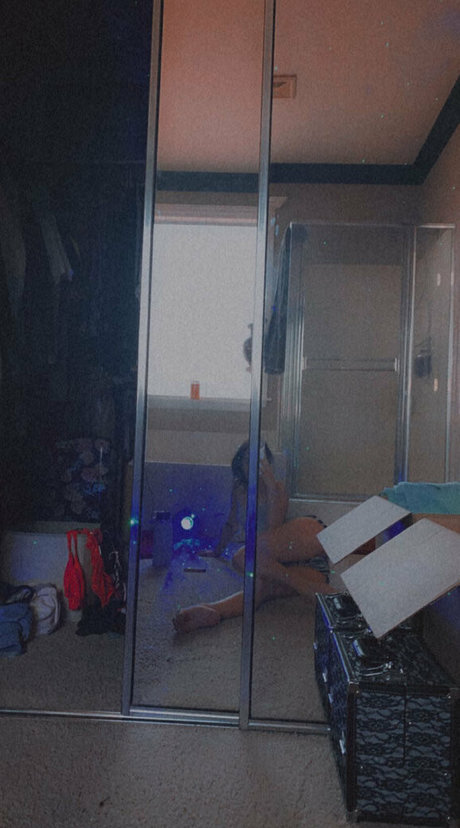 realpollypocket leak only fans