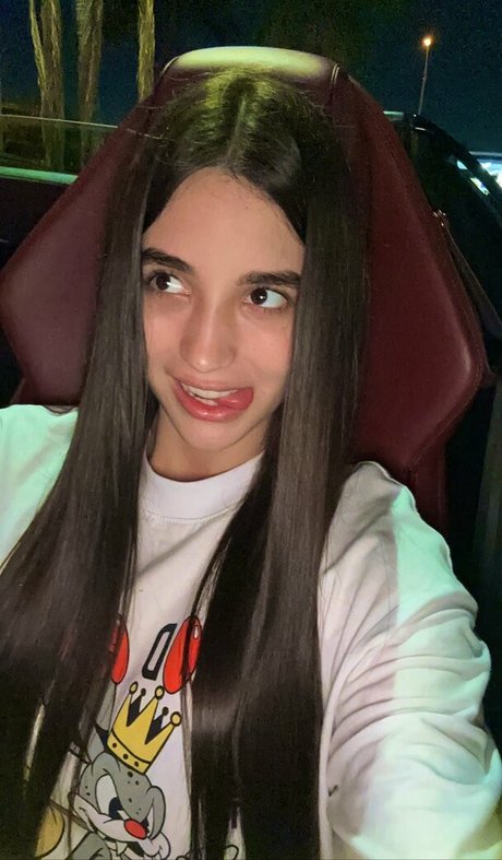 Saray Guzman only fans pic