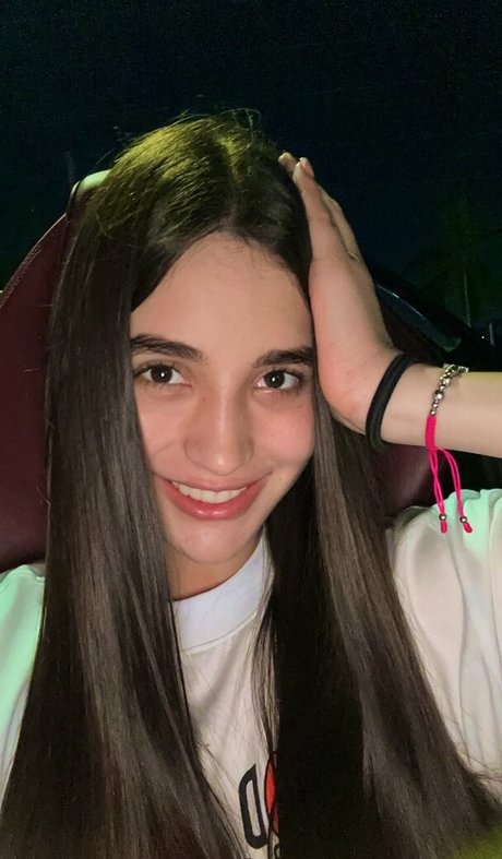 Saray Guzman onlyfans.